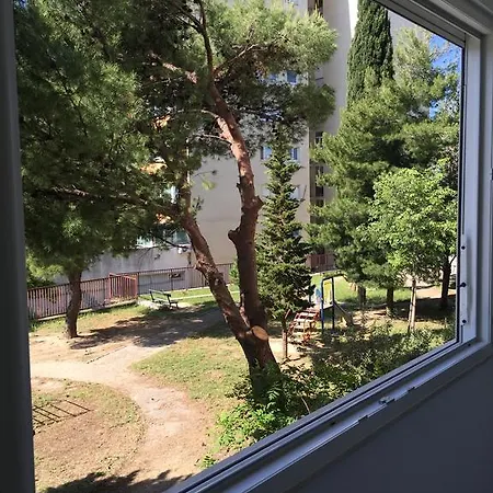 Charm Of * Split